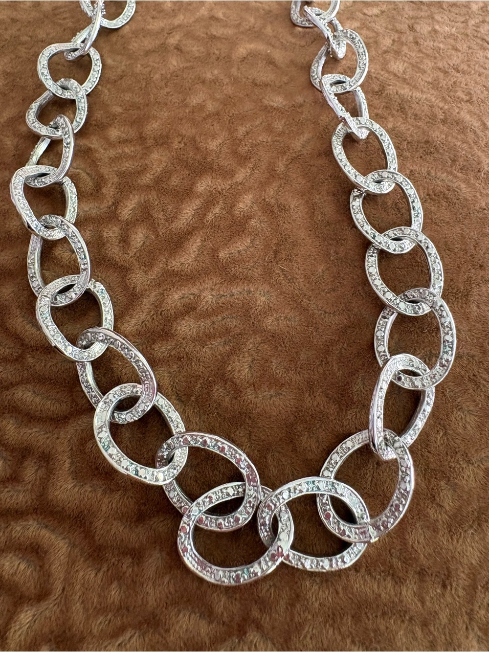 Vintage Cookie Lee Unsigned Silver Tone Chunky Interlocking Pavé Link Necklace